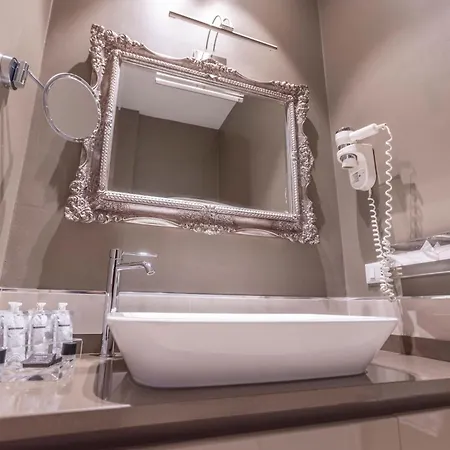 Opera Relais De Charme - Aparthotel 4*