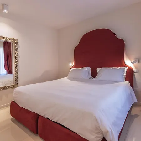 Opera Relais De Charme - Aparthotel 2*