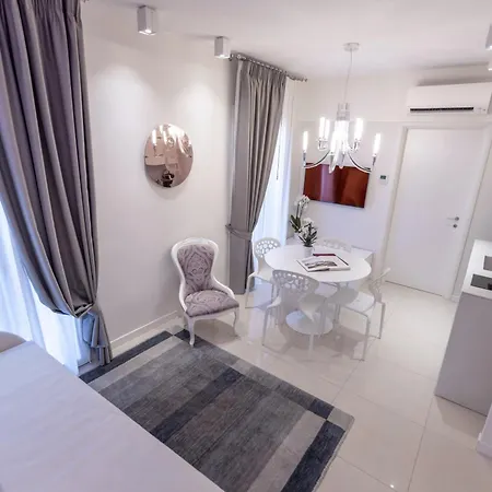 Aparthotel Opera Relais De Charme -