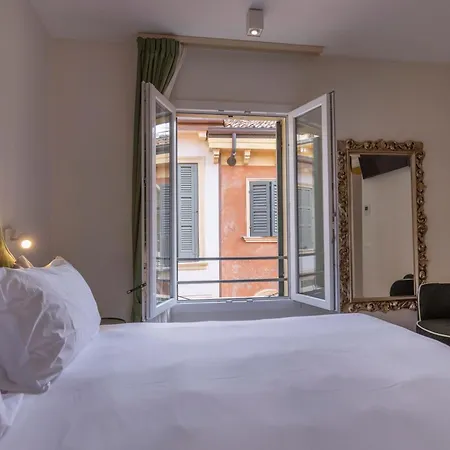 Aparthotel Opera Relais De Charme -
