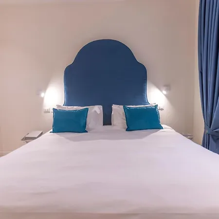 Opera Relais De Charme - Апарт-отель 2*