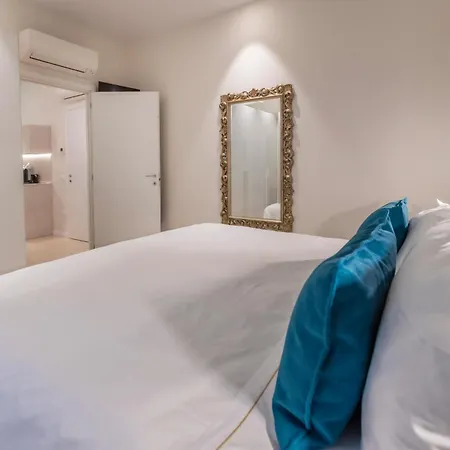 Aparthotel Opera Relais De Charme - 2*
