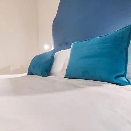 Aparthotel Opera Relais De Charme -