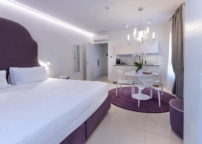 Opera Relais De Charme - 4*